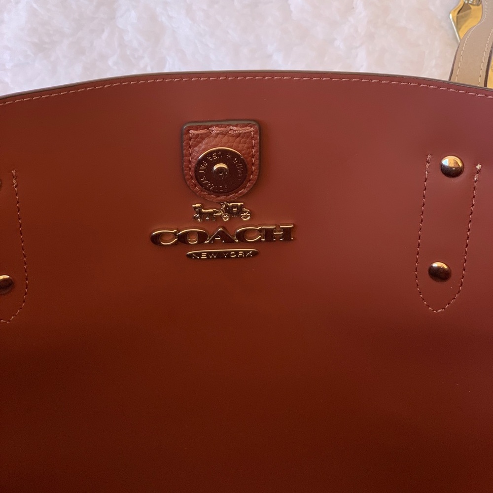 Coach Town Tote - Picture 6 of 12